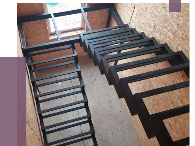 Демонтаж лестниц на металлокаркасе в Одинцове от 7456 руб. за м²