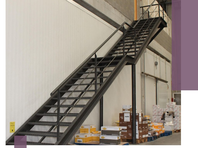 Лестницы для производства в Одинцове — изготовление и монтаж