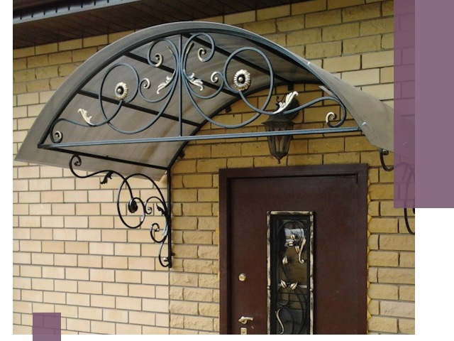 Изготовление козырьков из металла под ключ в Одинцове