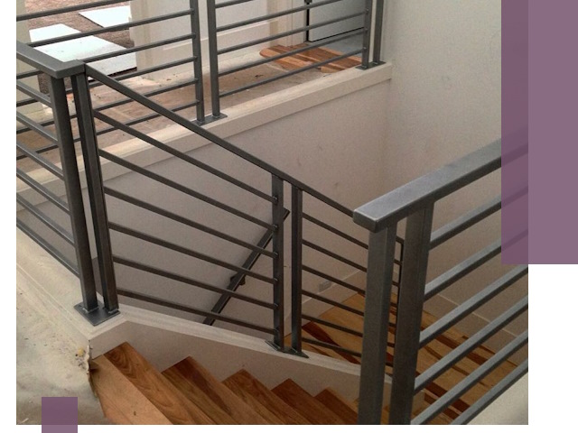 Изготовление поручней из металла и дерева в Одинцове